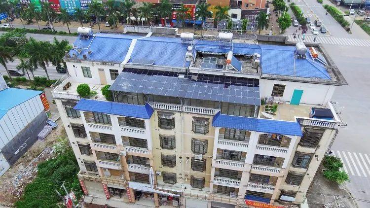 還在裝傳統(tǒng)陽光房？太傻了！如今大家都裝這個，美觀、環(huán)保還能賺錢！