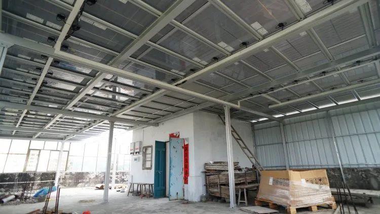 還在裝傳統(tǒng)陽光房？太傻了！如今大家都裝這個，美觀、環(huán)保還能賺錢！