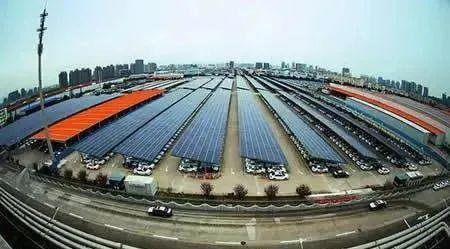 國務(wù)院正式發(fā)布《新能源汽車產(chǎn)業(yè)發(fā)展規(guī)劃》，鼓勵(lì)光伏車棚建設(shè)！