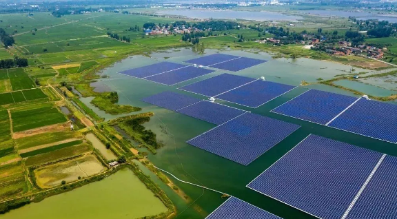 中國十三省最大光伏電站在這里！欽州康熙嶺的光伏電站能排上號了嗎？